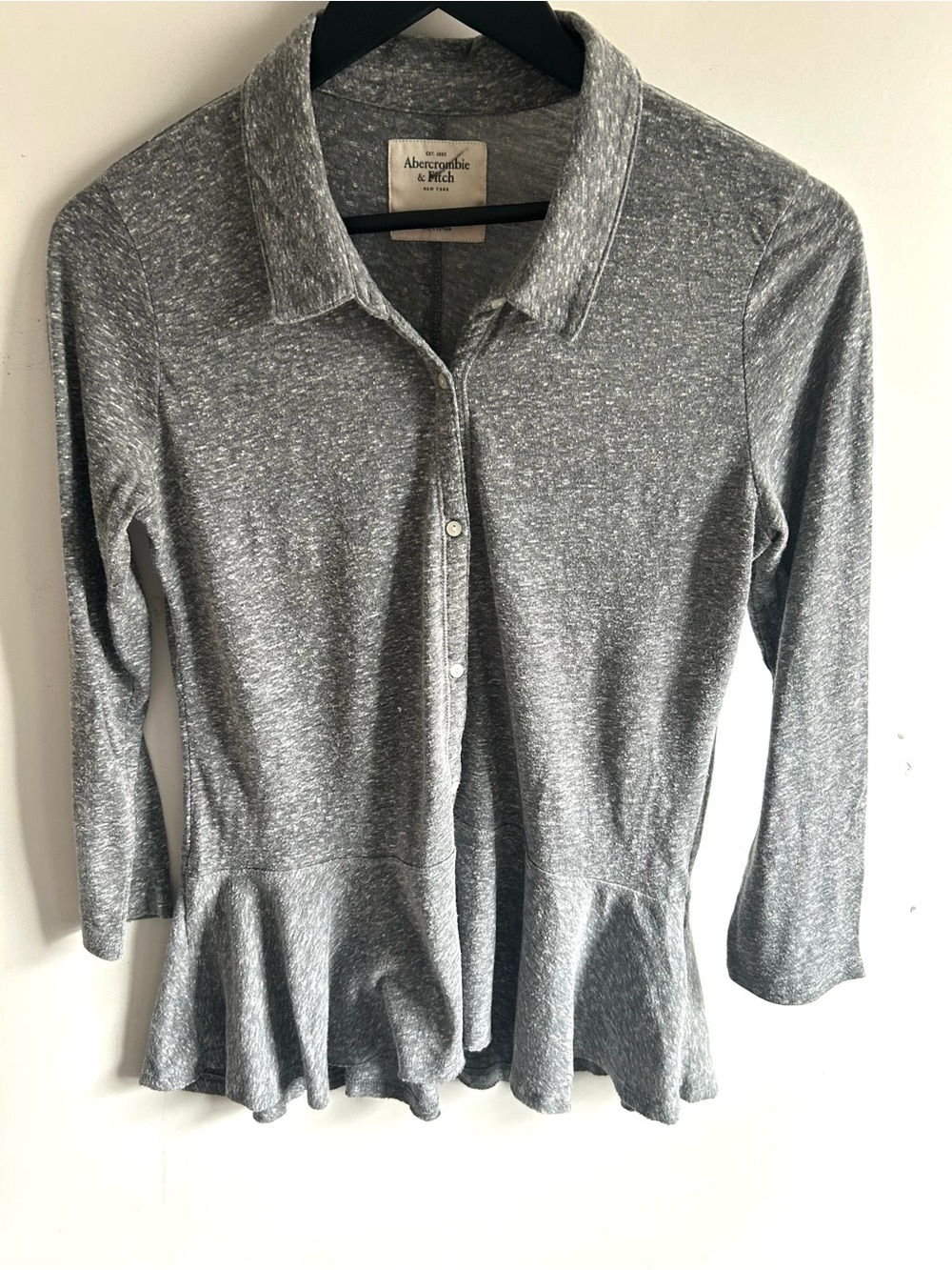 Abercrombie & Fitch Gray Speckled Knit Peplum Top, Like New, SZ M,  - O-B